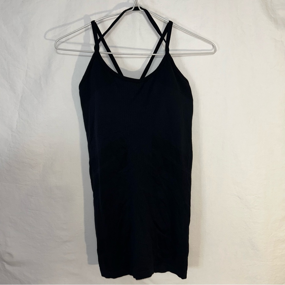 FABLETICS Black Fremont Seamless Tank Top Workout Shirt w/ Built In Bra Size L